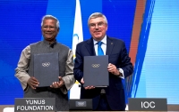 Yunus Signs Agreement with International Olympic Committee for Collaboration to Support Athletes Becoming Entrepreneurs Yunus Signs Agreement with International Olympic Committee for Collaboration to Support Athletes Becoming Entrepreneurs