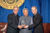 Yunus Receives Notre Dame Award for International Development and Solidarity Yunus Receives Notre Dame Award for International Development and Solidarity