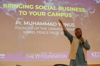Pr. Muhammad Yunus, Nobel Peace Prize 2006, gives an exceptional conference at Kedge Business School in Marseille. Pr. Muhammad Yunus, Nobel Peace Prize 2006, gives an exceptional conference at Kedge Business School in Marseille.