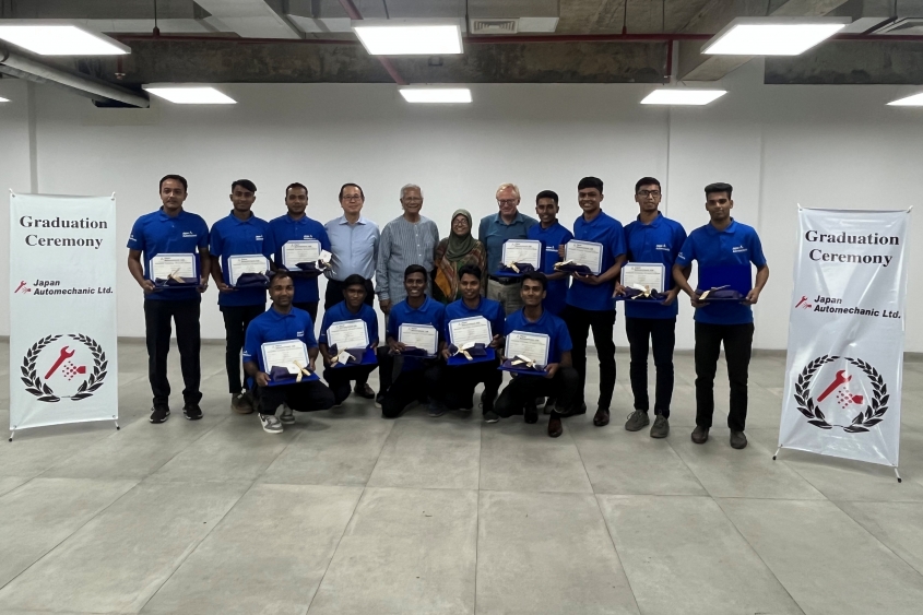 Bangladeshi Young Automechanics Heading for Japan Bangladeshi Young Automechanics Heading for Japan